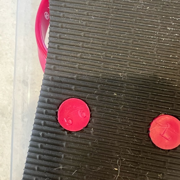 Missoni flip flops - Picture 3 of 3